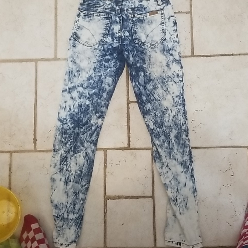 Jeans - Picture 5 of 5